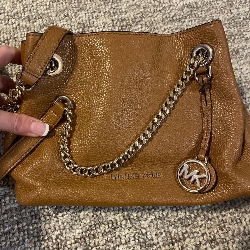 Michael Kors leather shoulder bag